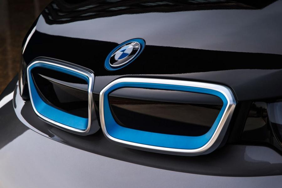  BMW i3 2014 года  (фото 161 из 240)